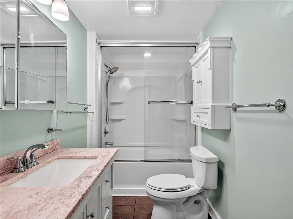 361 Augustine Street, Rochester, New York 14613, Rochester, New York 14613, 4 Bedrooms Bedrooms, 7 Rooms Rooms,2 BathroomsBathrooms,Residential,For Sale,361 Augustine Street, Rochester, New York 14613,0,R1647644