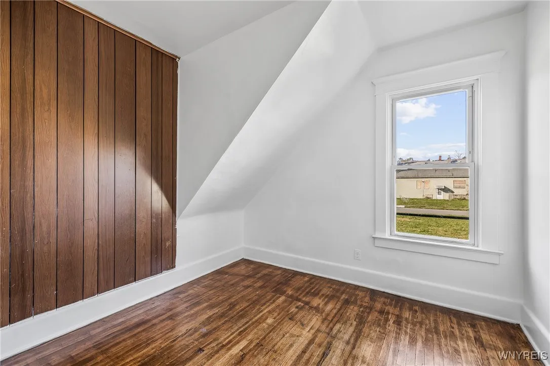 1314 East Ferry Street N, Buffalo, New York 14211, Buffalo, New York 14211, 6 Bedrooms Bedrooms, ,2 BathroomsBathrooms,Residential,For Sale,1314 East Ferry Street N, Buffalo, New York 14211,0,B1648732