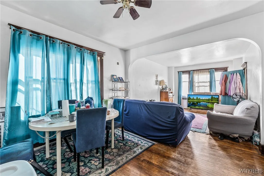 1314 East Ferry Street N, Buffalo, New York 14211, Buffalo, New York 14211, 6 Bedrooms Bedrooms, ,2 BathroomsBathrooms,Residential,For Sale,1314 East Ferry Street N, Buffalo, New York 14211,0,B1648732