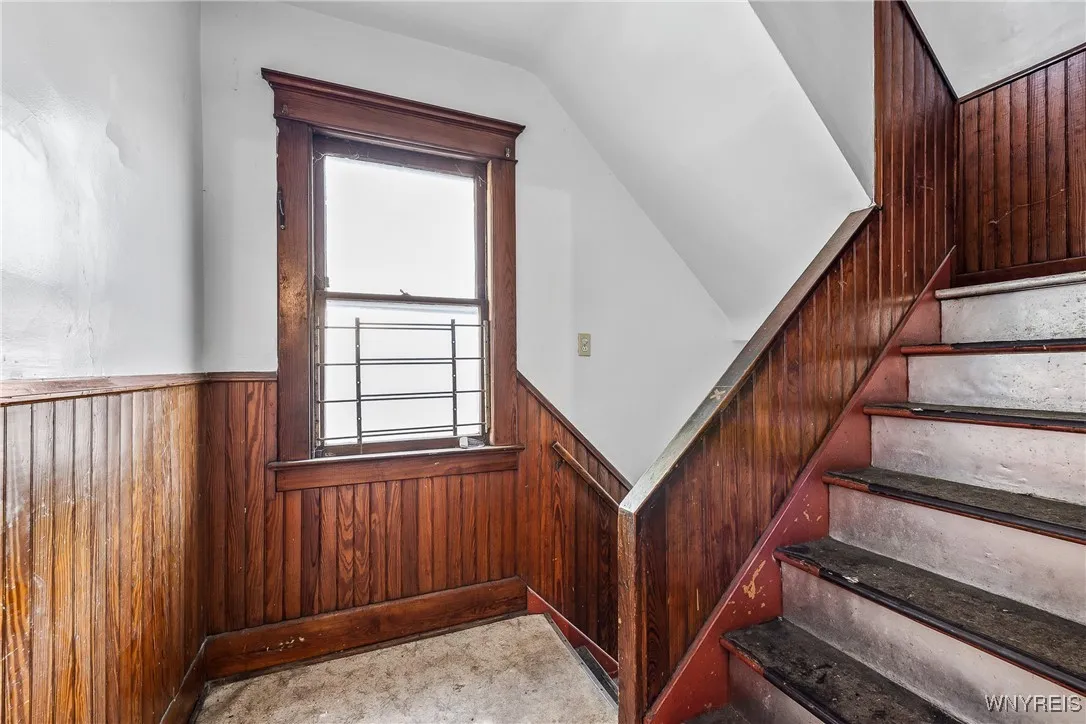 1314 East Ferry Street N, Buffalo, New York 14211, Buffalo, New York 14211, 6 Bedrooms Bedrooms, ,2 BathroomsBathrooms,Residential,For Sale,1314 East Ferry Street N, Buffalo, New York 14211,0,B1648732