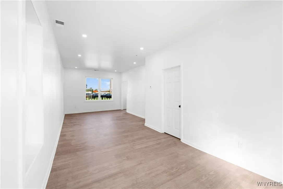 265 Efner Street, Buffalo, New York 14201, Buffalo, New York 14201, 2 Bedrooms Bedrooms, 5 Rooms Rooms,1 BathroomBathrooms,Residential,For Sale,265 Efner Street, Buffalo, New York 14201,0,B1648488