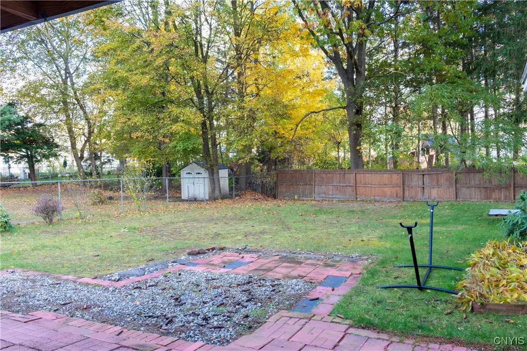 408 Allen Road, Clay, New York 13212, Clay, New York 13212, 3 Bedrooms Bedrooms, 6 Rooms Rooms,1 BathroomBathrooms,Residential,For Sale,408 Allen Road, Clay, New York 13212,0,S1648212