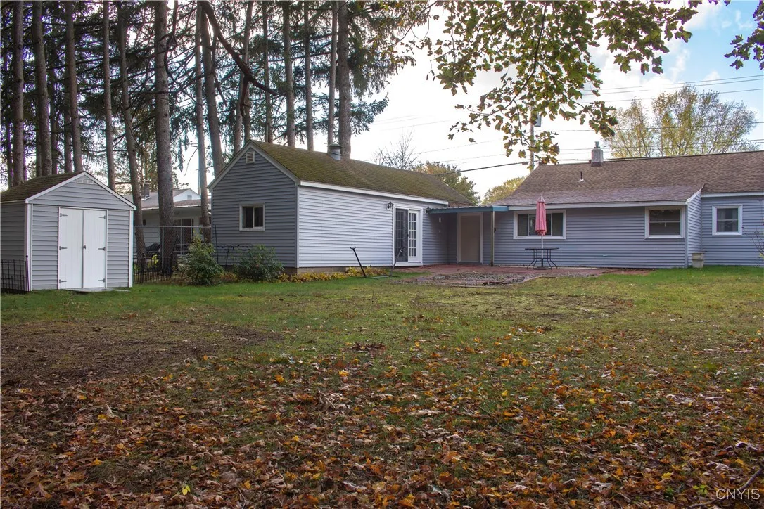 408 Allen Road, Clay, New York 13212, Clay, New York 13212, 3 Bedrooms Bedrooms, 6 Rooms Rooms,1 BathroomBathrooms,Residential,For Sale,408 Allen Road, Clay, New York 13212,0,S1648212