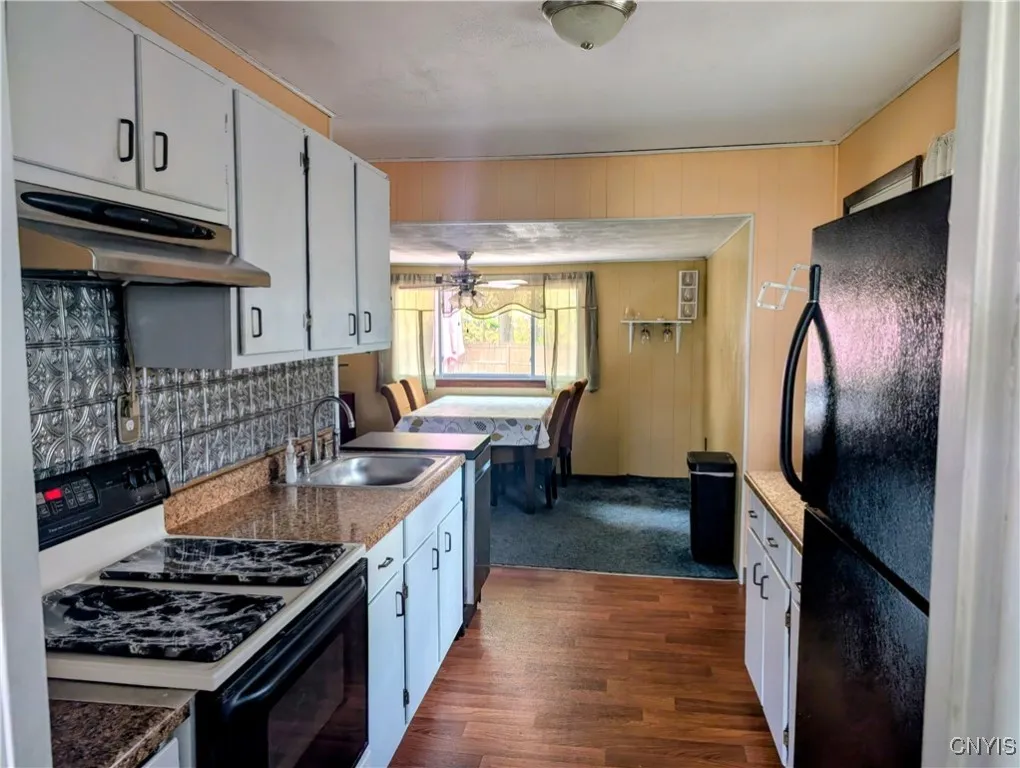 408 Allen Road, Clay, New York 13212, Clay, New York 13212, 3 Bedrooms Bedrooms, 6 Rooms Rooms,1 BathroomBathrooms,Residential,For Sale,408 Allen Road, Clay, New York 13212,0,S1648212