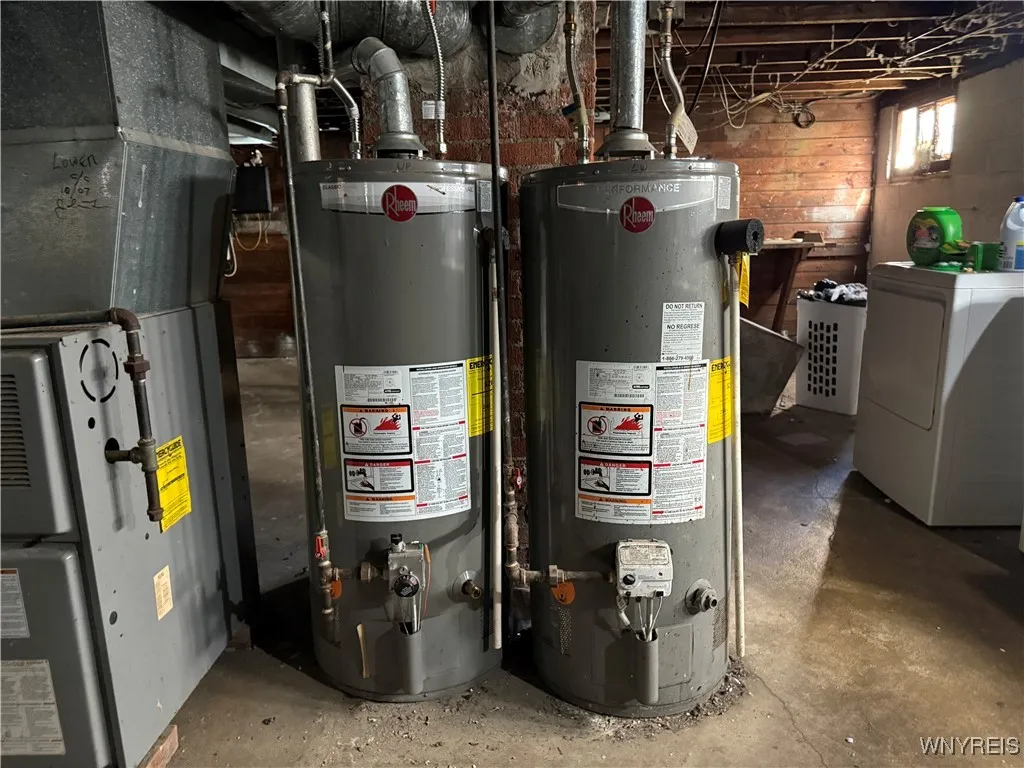 196 Lasalle Avenue, Buffalo, New York 14214, Buffalo, New York 14214, 6 Bedrooms Bedrooms, ,2 BathroomsBathrooms,Residential,For Sale,196 Lasalle Avenue, Buffalo, New York 14214,0,B1648378