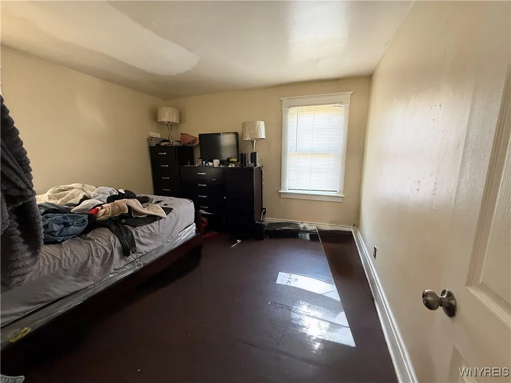 196 Lasalle Avenue, Buffalo, New York 14214, Buffalo, New York 14214, 6 Bedrooms Bedrooms, ,2 BathroomsBathrooms,Residential,For Sale,196 Lasalle Avenue, Buffalo, New York 14214,0,B1648378