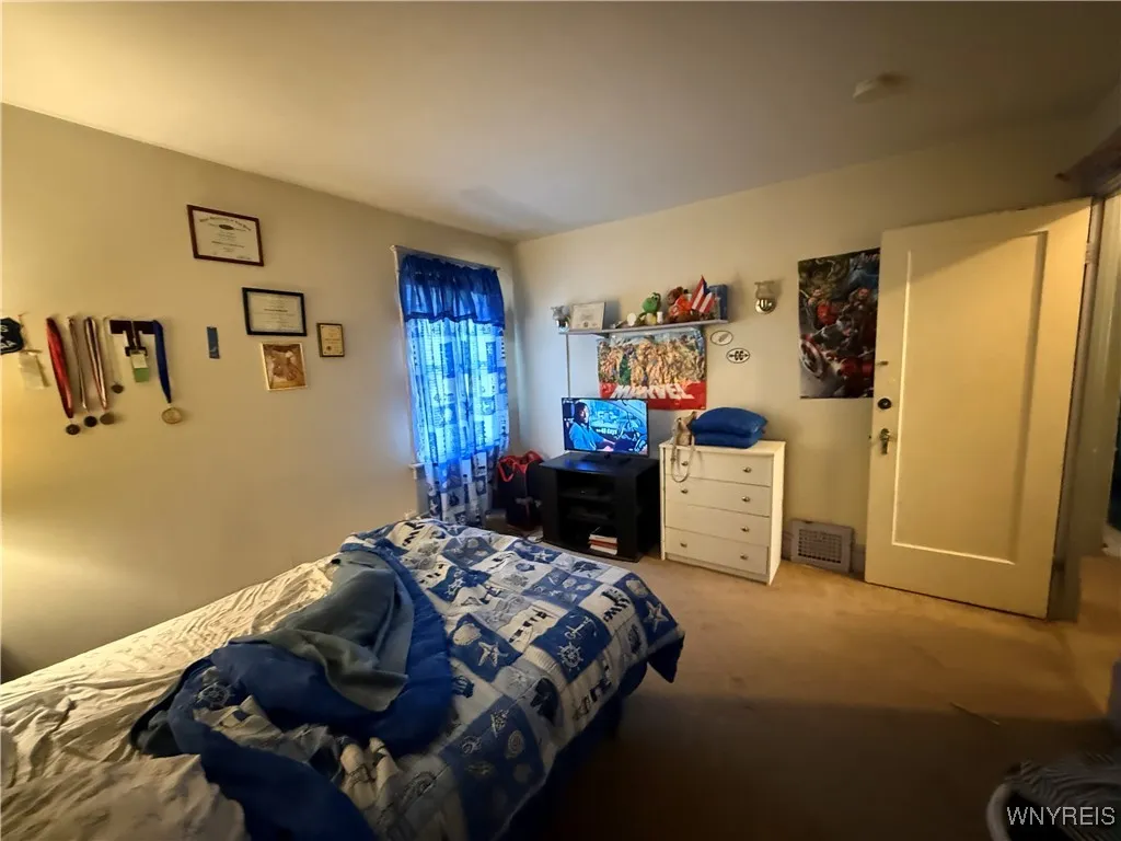 196 Lasalle Avenue, Buffalo, New York 14214, Buffalo, New York 14214, 6 Bedrooms Bedrooms, ,2 BathroomsBathrooms,Residential,For Sale,196 Lasalle Avenue, Buffalo, New York 14214,0,B1648378