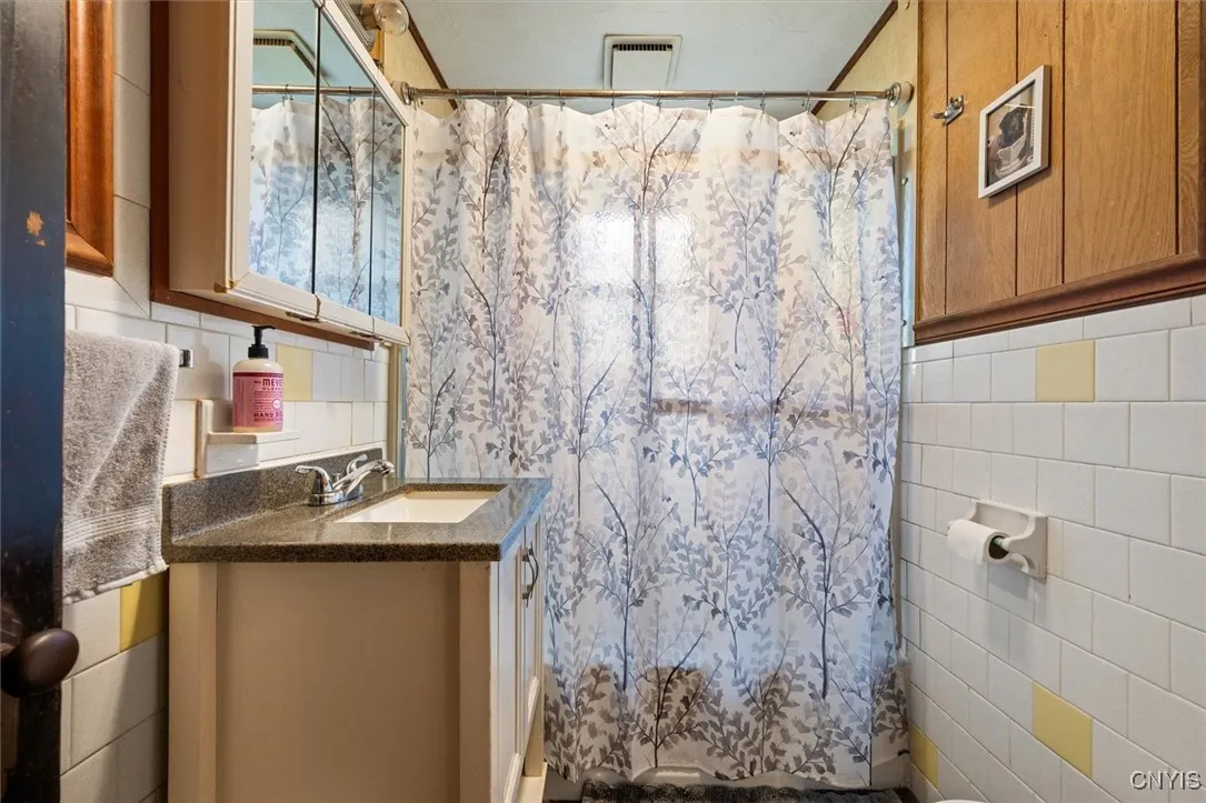 808 Calvert Street, Rome, New York 13440, Rome, New York 13440, 2 Bedrooms Bedrooms, 4 Rooms Rooms,1 BathroomBathrooms,Residential,For Sale,808 Calvert Street, Rome, New York 13440,0,S1648057
