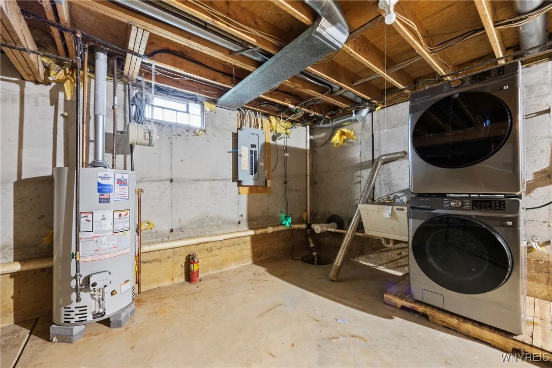 4741 Hermitage Road, Niagara, New York 14305, Niagara, New York 14305, 4 Bedrooms Bedrooms, 7 Rooms Rooms,2 BathroomsBathrooms,Residential,For Sale,4741 Hermitage Road, Niagara, New York 14305,0,B1647349