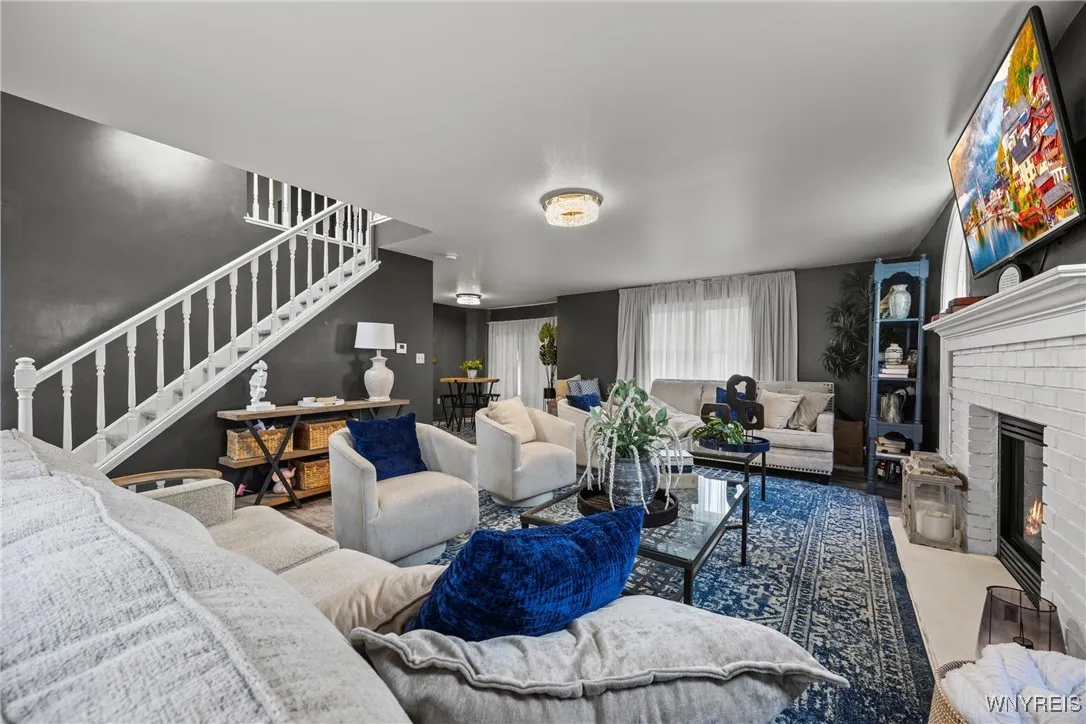 4741 Hermitage Road, Niagara, New York 14305, Niagara, New York 14305, 4 Bedrooms Bedrooms, 7 Rooms Rooms,2 BathroomsBathrooms,Residential,For Sale,4741 Hermitage Road, Niagara, New York 14305,0,B1647349