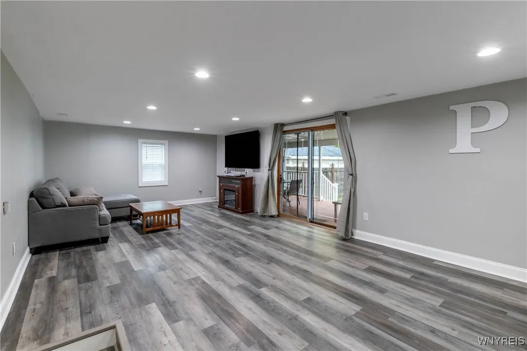 80 State St, Tonawanda, New York 14150, Tonawanda, New York 14150, 3 Bedrooms Bedrooms, 6 Rooms Rooms,1 BathroomBathrooms,Residential,For Sale,80 State St, Tonawanda, New York 14150,0,B1648613