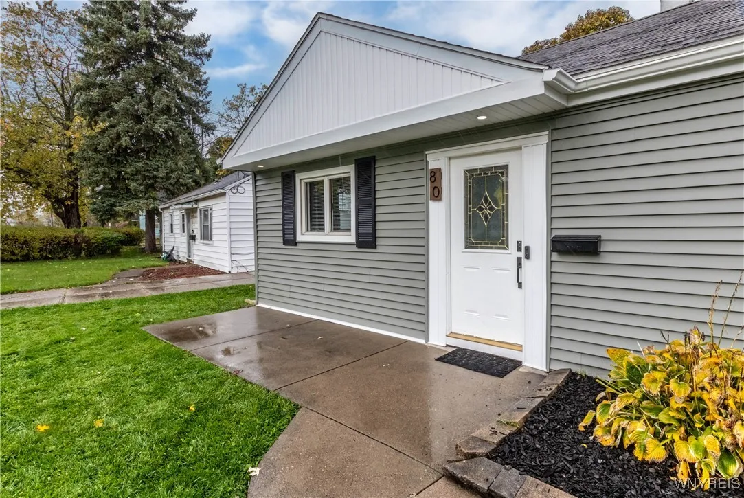 80 State St, Tonawanda, New York 14150, Tonawanda, New York 14150, 3 Bedrooms Bedrooms, 6 Rooms Rooms,1 BathroomBathrooms,Residential,For Sale,80 State St, Tonawanda, New York 14150,0,B1648613