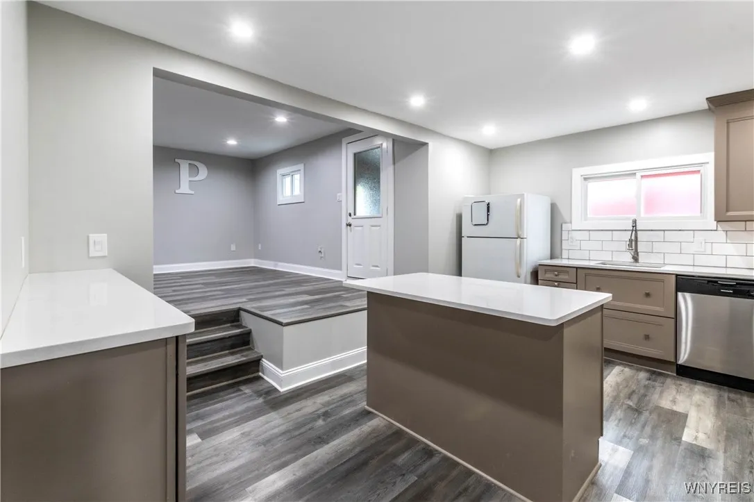 80 State St, Tonawanda, New York 14150, Tonawanda, New York 14150, 3 Bedrooms Bedrooms, 6 Rooms Rooms,1 BathroomBathrooms,Residential,For Sale,80 State St, Tonawanda, New York 14150,0,B1648613