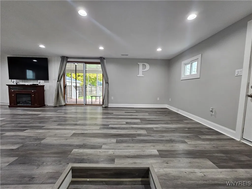 80 State St, Tonawanda, New York 14150, Tonawanda, New York 14150, 3 Bedrooms Bedrooms, 6 Rooms Rooms,1 BathroomBathrooms,Residential,For Sale,80 State St, Tonawanda, New York 14150,0,B1648613