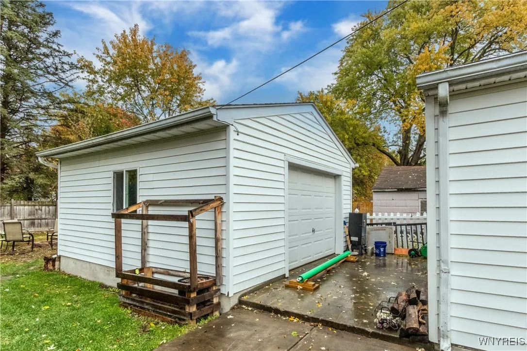 80 State St, Tonawanda, New York 14150, Tonawanda, New York 14150, 3 Bedrooms Bedrooms, 6 Rooms Rooms,1 BathroomBathrooms,Residential,For Sale,80 State St, Tonawanda, New York 14150,0,B1648613