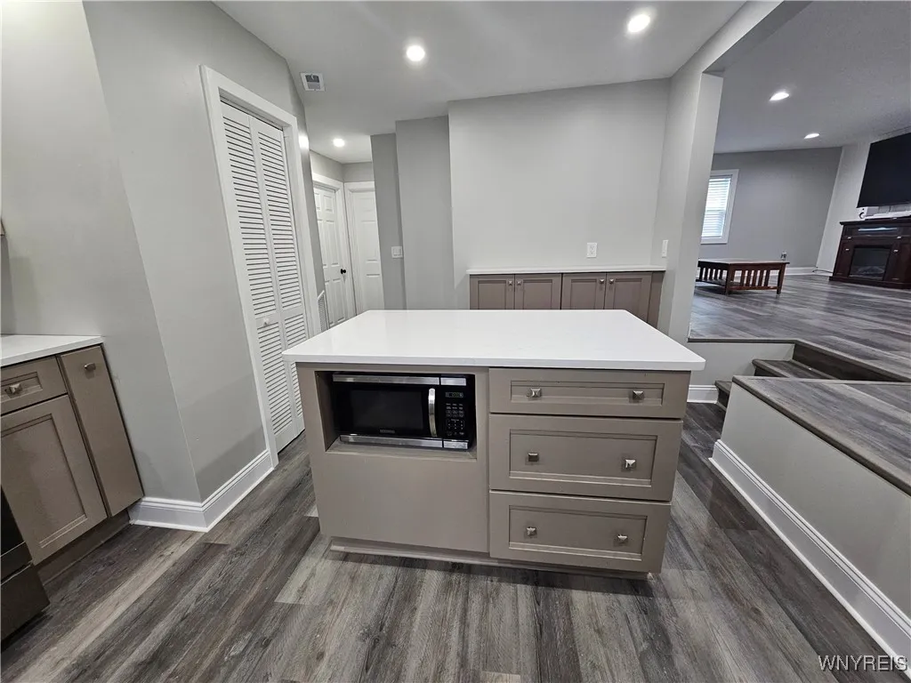 80 State St, Tonawanda, New York 14150, Tonawanda, New York 14150, 3 Bedrooms Bedrooms, 6 Rooms Rooms,1 BathroomBathrooms,Residential,For Sale,80 State St, Tonawanda, New York 14150,0,B1648613