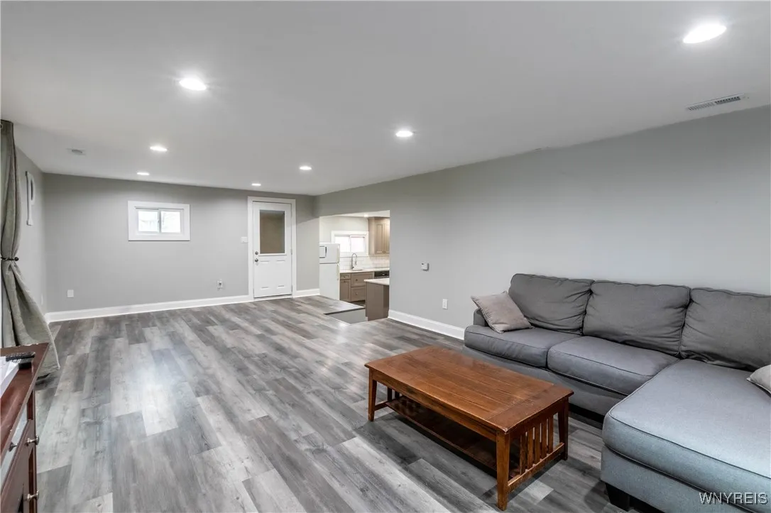 80 State St, Tonawanda, New York 14150, Tonawanda, New York 14150, 3 Bedrooms Bedrooms, 6 Rooms Rooms,1 BathroomBathrooms,Residential,For Sale,80 State St, Tonawanda, New York 14150,0,B1648613