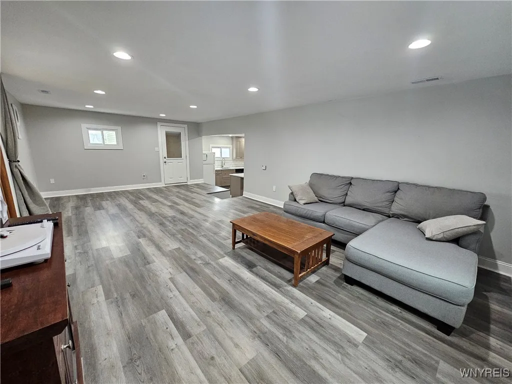 80 State St, Tonawanda, New York 14150, Tonawanda, New York 14150, 3 Bedrooms Bedrooms, 6 Rooms Rooms,1 BathroomBathrooms,Residential,For Sale,80 State St, Tonawanda, New York 14150,0,B1648613