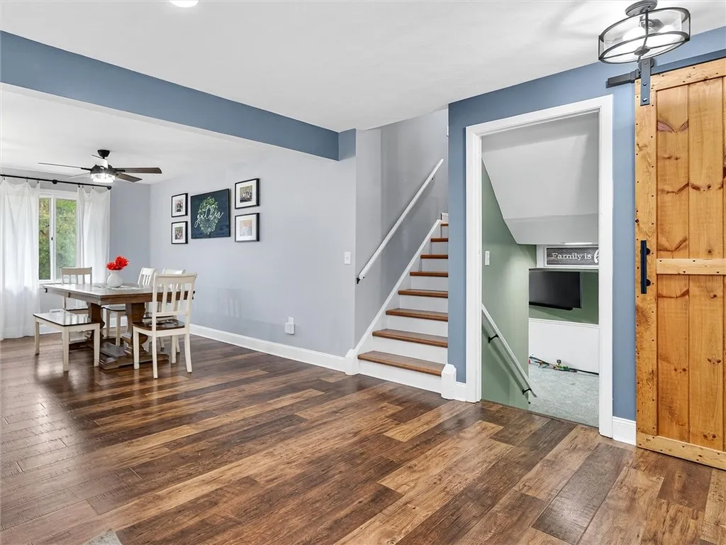 82 Nory Lane, Gates, New York 14606, Gates, New York 14606, 3 Bedrooms Bedrooms, 7 Rooms Rooms,2 BathroomsBathrooms,Residential,For Sale,82 Nory Lane, Gates, New York 14606,0,R1648755