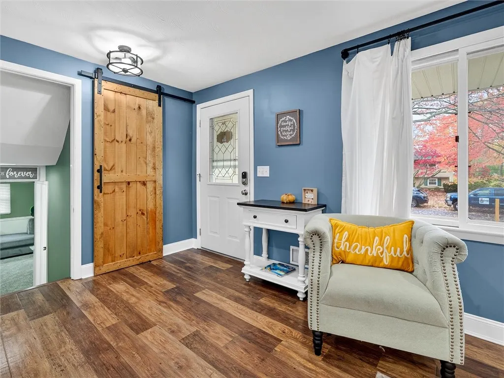 82 Nory Lane, Gates, New York 14606, Gates, New York 14606, 3 Bedrooms Bedrooms, 7 Rooms Rooms,2 BathroomsBathrooms,Residential,For Sale,82 Nory Lane, Gates, New York 14606,0,R1648755