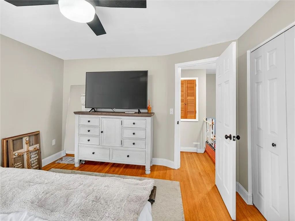82 Nory Lane, Gates, New York 14606, Gates, New York 14606, 3 Bedrooms Bedrooms, 7 Rooms Rooms,2 BathroomsBathrooms,Residential,For Sale,82 Nory Lane, Gates, New York 14606,0,R1648755