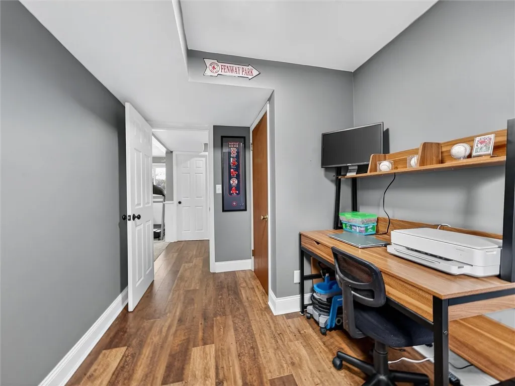 82 Nory Lane, Gates, New York 14606, Gates, New York 14606, 3 Bedrooms Bedrooms, 7 Rooms Rooms,2 BathroomsBathrooms,Residential,For Sale,82 Nory Lane, Gates, New York 14606,0,R1648755