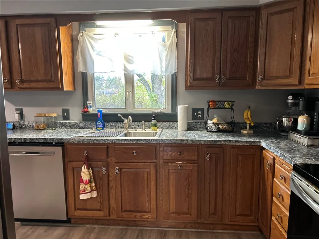 3768 Sweden Walker Road, Clarkson, New York 14420, Clarkson, New York 14420, 3 Bedrooms Bedrooms, 5 Rooms Rooms,1 BathroomBathrooms,Residential,For Sale,3768 Sweden Walker Road, Clarkson, New York 14420,0,R1648143