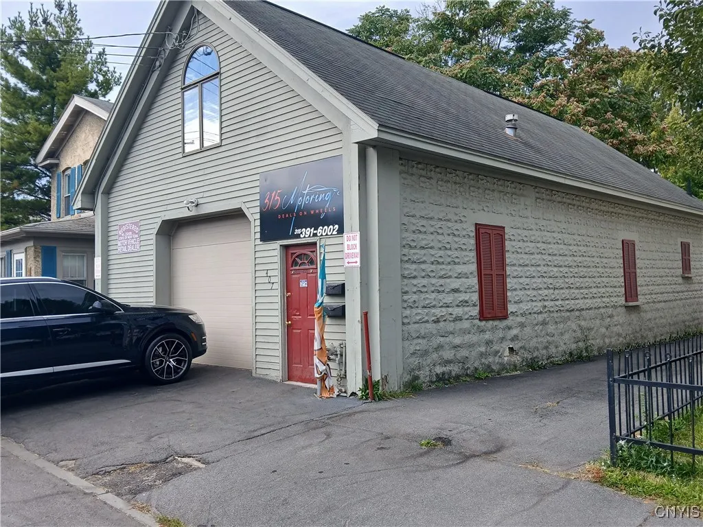 407 Wolf Street, Syracuse, New York 13208, Syracuse, New York 13208, 1 Bedroom Bedrooms, 2 Rooms Rooms,1 BathroomBathrooms,Residential,For Sale,407 Wolf Street, Syracuse, New York 13208,0,S1648259