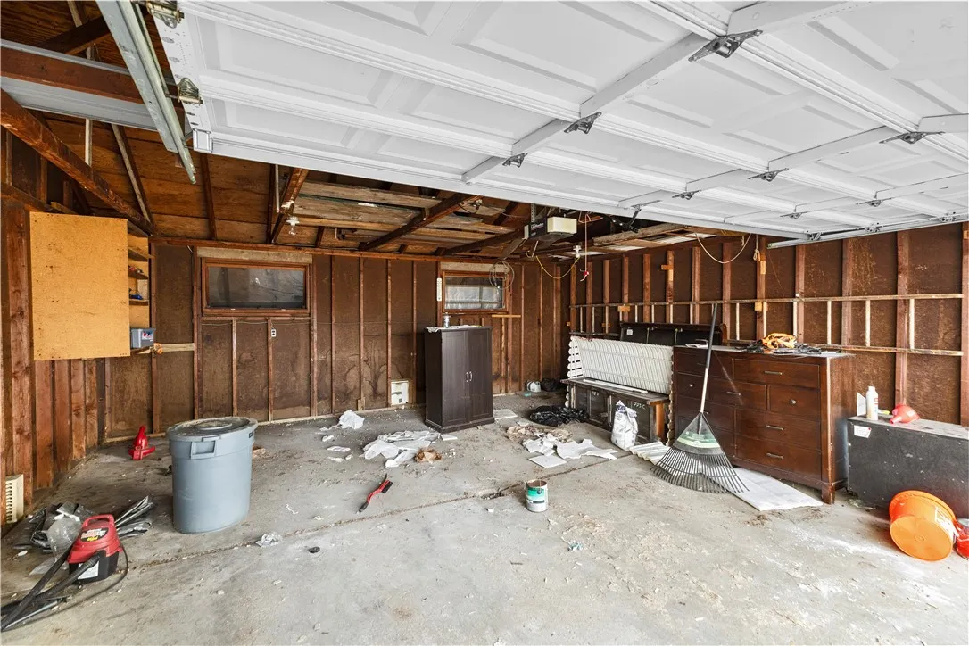 1129 Hilton Avenue, Utica, New York 13501, Utica, New York 13501, 4 Bedrooms Bedrooms, 10 Rooms Rooms,1 BathroomBathrooms,Residential,For Sale,1129 Hilton Avenue, Utica, New York 13501,0,R1648733