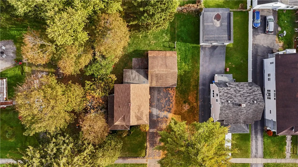 1129 Hilton Avenue, Utica, New York 13501, Utica, New York 13501, 4 Bedrooms Bedrooms, 10 Rooms Rooms,1 BathroomBathrooms,Residential,For Sale,1129 Hilton Avenue, Utica, New York 13501,0,R1648733