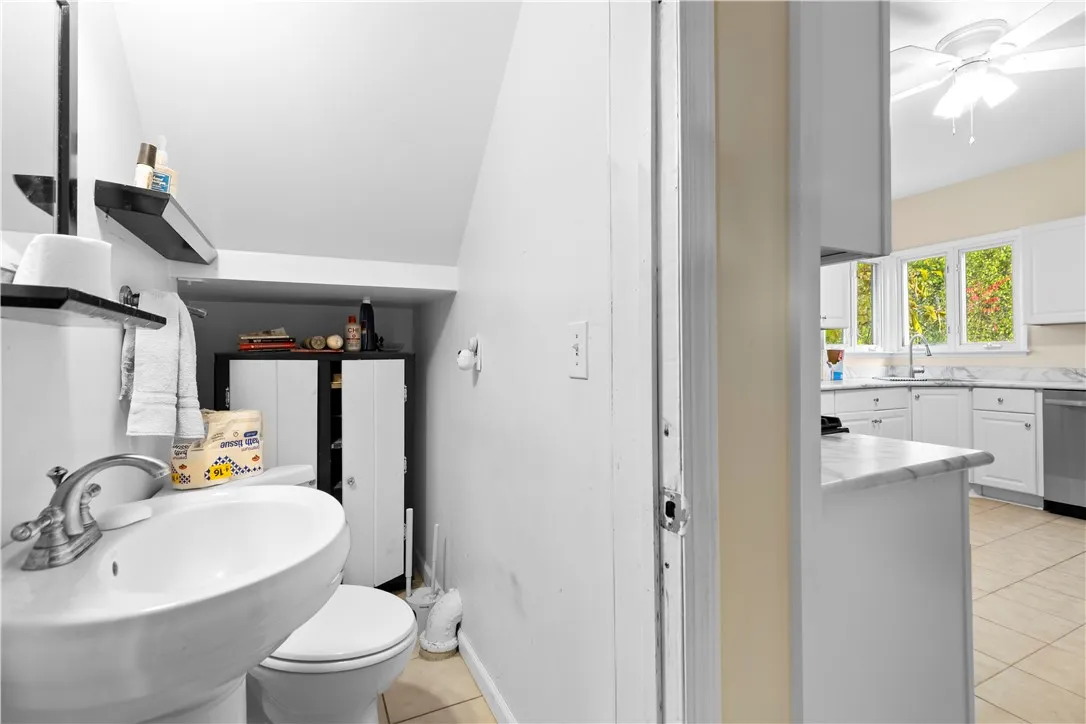 1129 Hilton Avenue, Utica, New York 13501, Utica, New York 13501, 4 Bedrooms Bedrooms, 10 Rooms Rooms,1 BathroomBathrooms,Residential,For Sale,1129 Hilton Avenue, Utica, New York 13501,0,R1648733