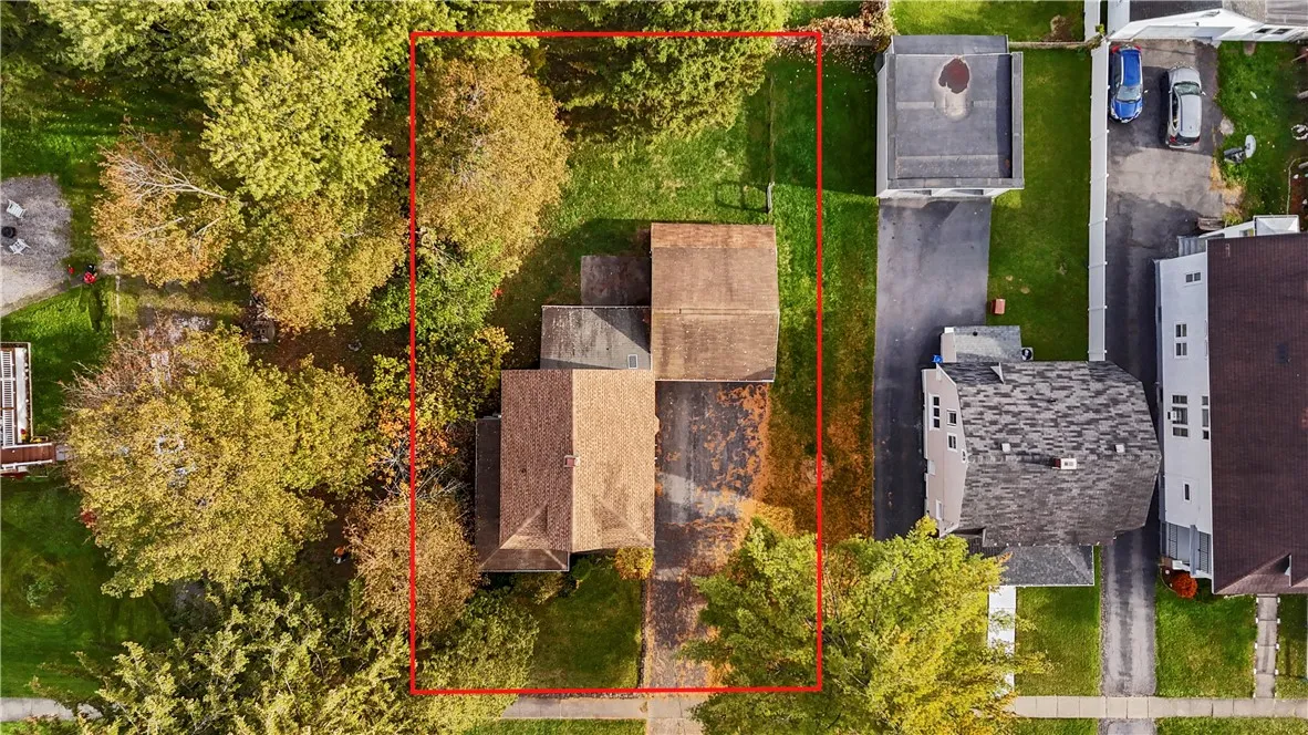 1129 Hilton Avenue, Utica, New York 13501, Utica, New York 13501, 4 Bedrooms Bedrooms, 10 Rooms Rooms,1 BathroomBathrooms,Residential,For Sale,1129 Hilton Avenue, Utica, New York 13501,0,R1648733