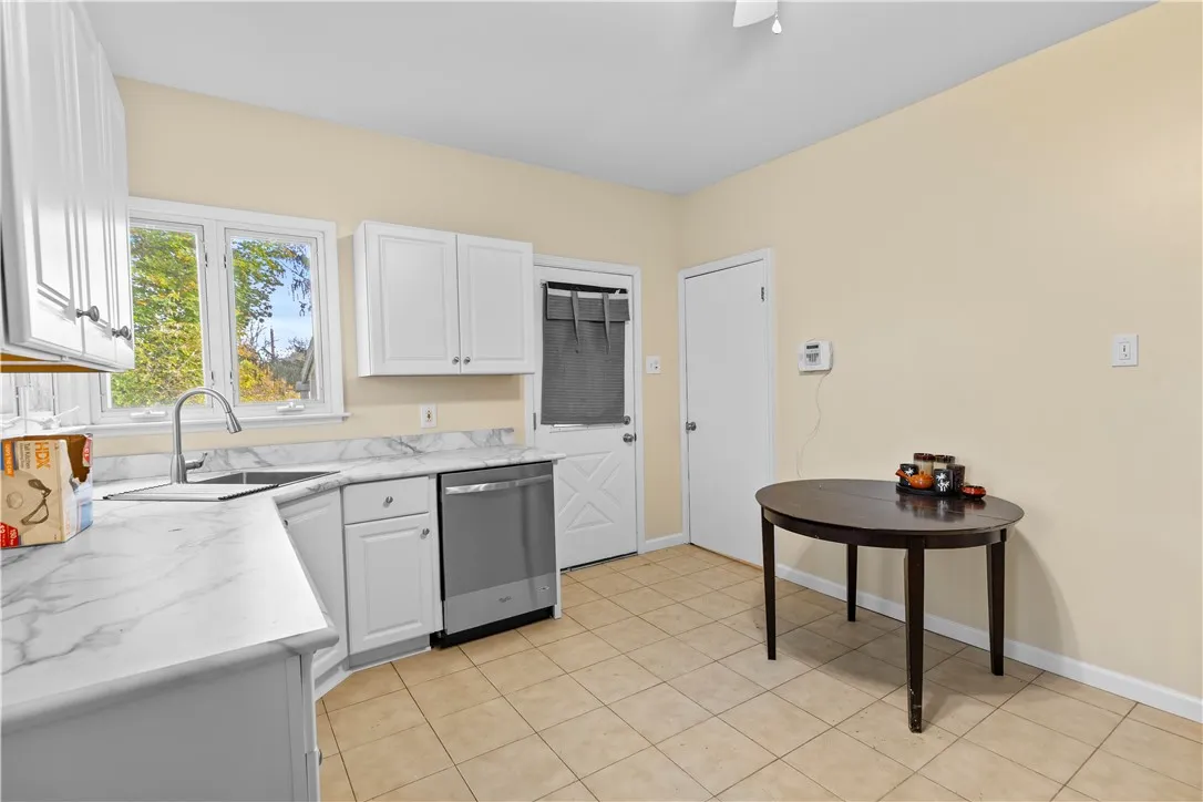 1129 Hilton Avenue, Utica, New York 13501, Utica, New York 13501, 4 Bedrooms Bedrooms, 10 Rooms Rooms,1 BathroomBathrooms,Residential,For Sale,1129 Hilton Avenue, Utica, New York 13501,0,R1648733