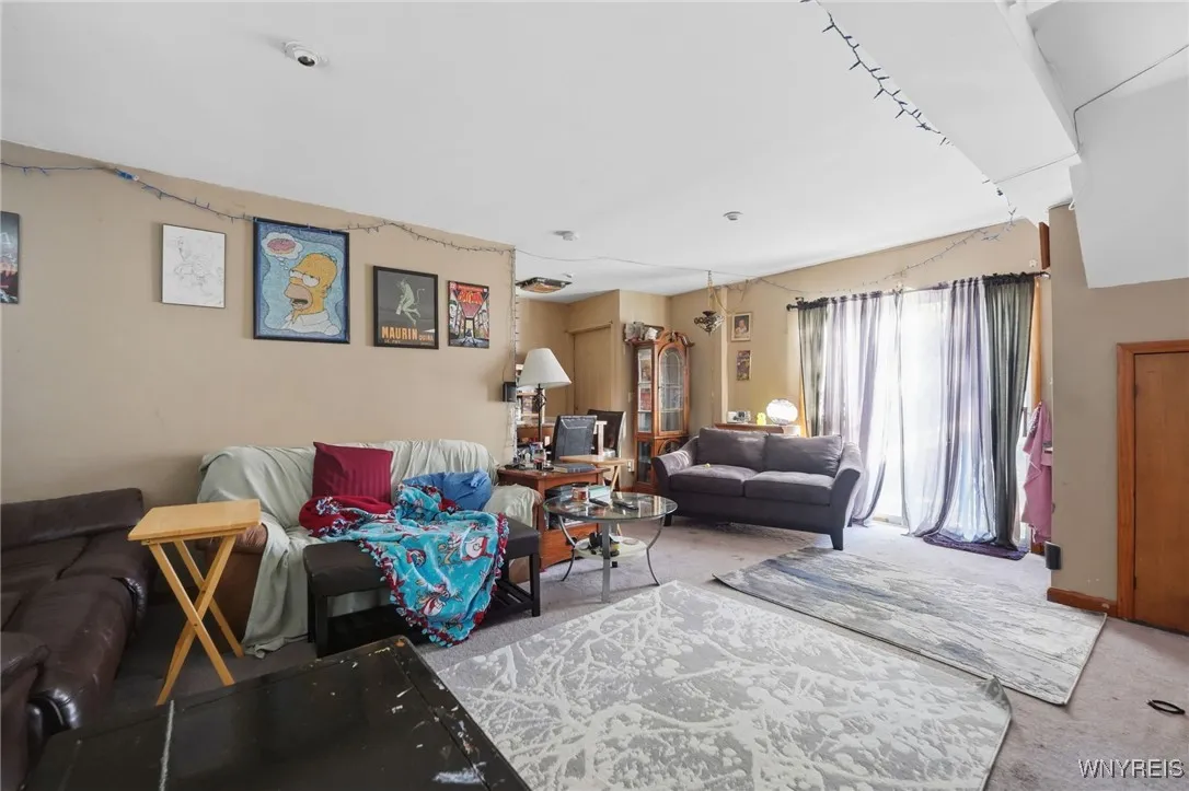 45 Crane Street, Lancaster, New York 14043, Lancaster, New York 14043, 5 Bedrooms Bedrooms, ,3 BathroomsBathrooms,Residential,For Sale,45 Crane Street, Lancaster, New York 14043,0,B1647346