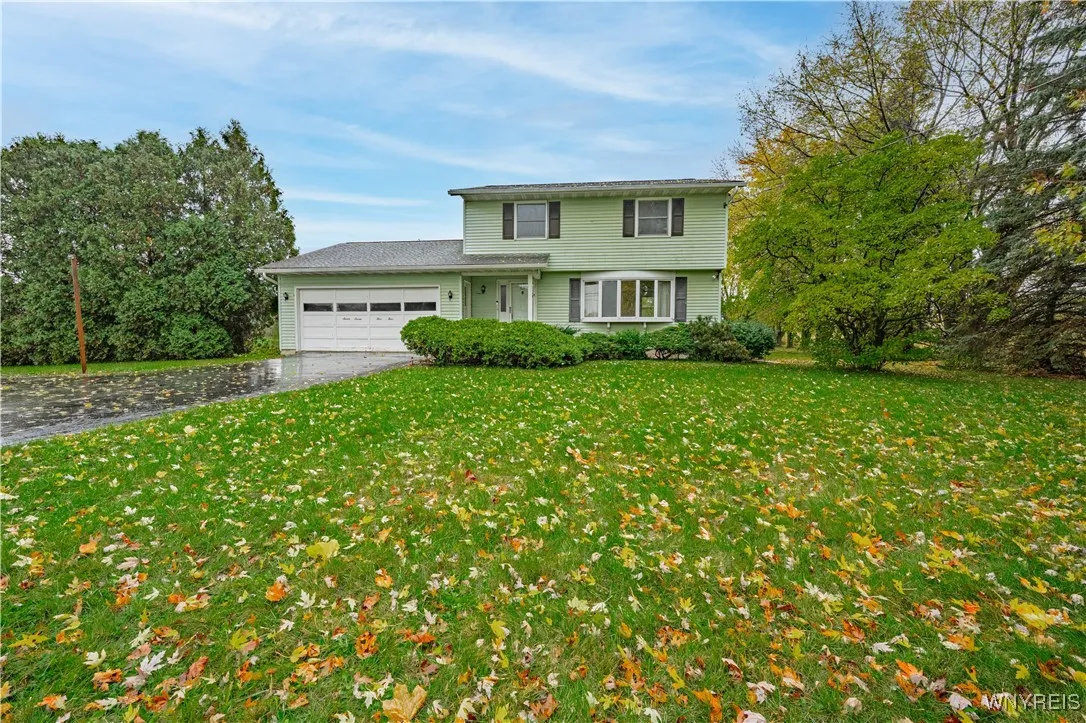 7744 Rochester Road, Royalton, New York 14067, Royalton, New York 14067, 3 Bedrooms Bedrooms, 5 Rooms Rooms,1 BathroomBathrooms,Residential,For Sale,7744 Rochester Road, Royalton, New York 14067,0,B1648301