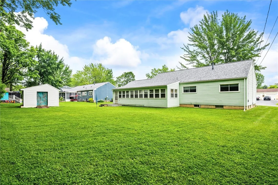 176 Wildbriar Road, Henrietta, New York 14623, Henrietta, New York 14623, 3 Bedrooms Bedrooms, 6 Rooms Rooms,2 BathroomsBathrooms,Residential,For Sale,176 Wildbriar Road, Henrietta, New York 14623,0,R1648760