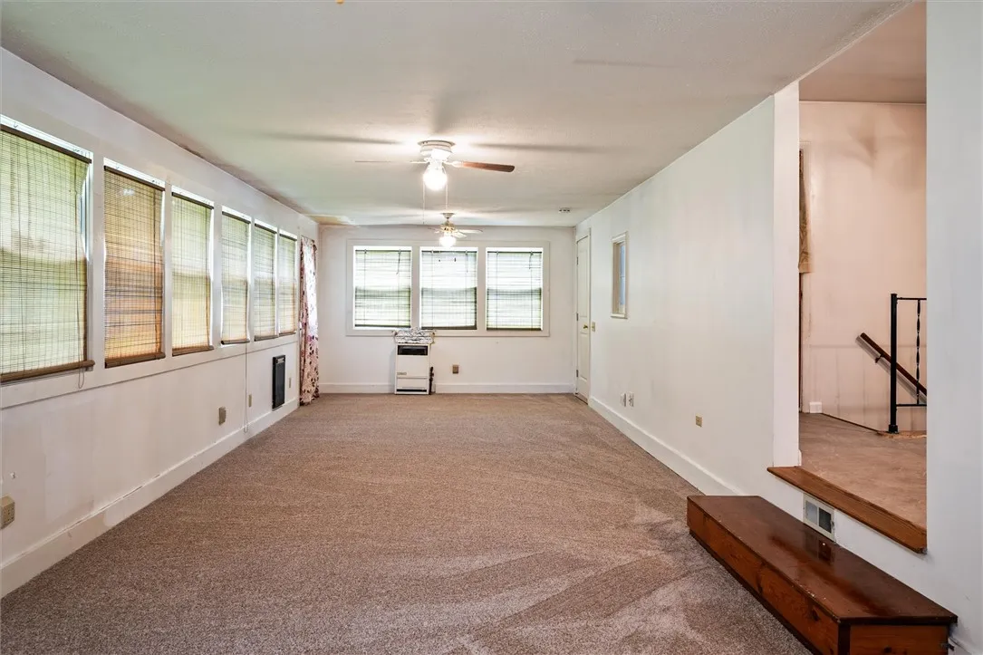 176 Wildbriar Road, Henrietta, New York 14623, Henrietta, New York 14623, 3 Bedrooms Bedrooms, 6 Rooms Rooms,2 BathroomsBathrooms,Residential,For Sale,176 Wildbriar Road, Henrietta, New York 14623,0,R1648760