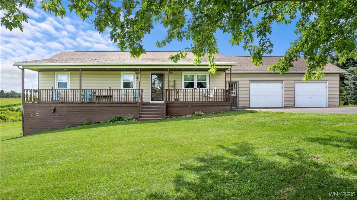 3272 Cascade Road, Attica, New York 14011, Attica, New York 14011, 3 Bedrooms Bedrooms, 5 Rooms Rooms,2 BathroomsBathrooms,Residential,For Sale,3272 Cascade Road, Attica, New York 14011,0,B1648790