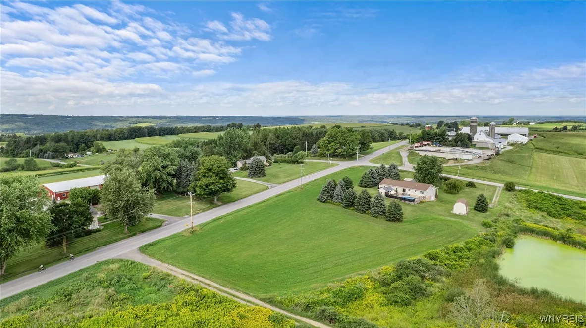 3272 Cascade Road, Attica, New York 14011, Attica, New York 14011, 3 Bedrooms Bedrooms, 5 Rooms Rooms,2 BathroomsBathrooms,Residential,For Sale,3272 Cascade Road, Attica, New York 14011,0,B1648790
