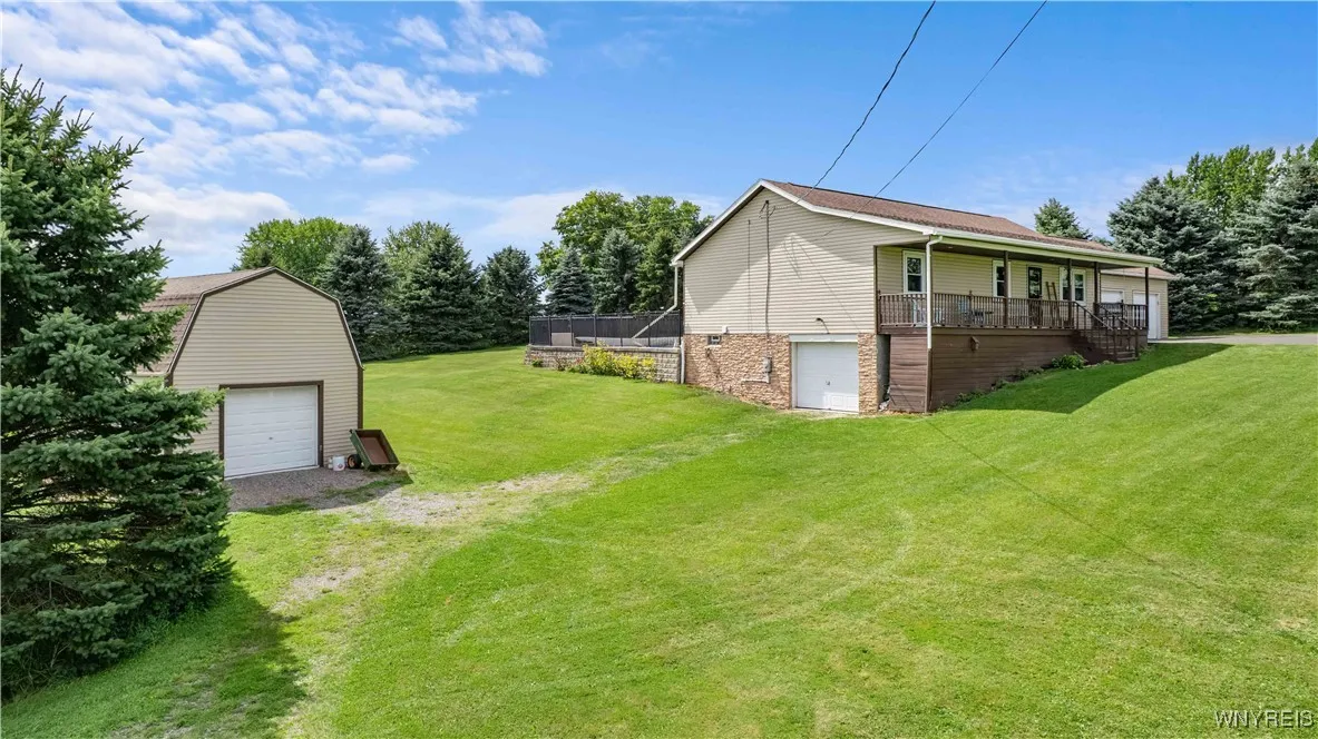 3272 Cascade Road, Attica, New York 14011, Attica, New York 14011, 3 Bedrooms Bedrooms, 5 Rooms Rooms,2 BathroomsBathrooms,Residential,For Sale,3272 Cascade Road, Attica, New York 14011,0,B1648790