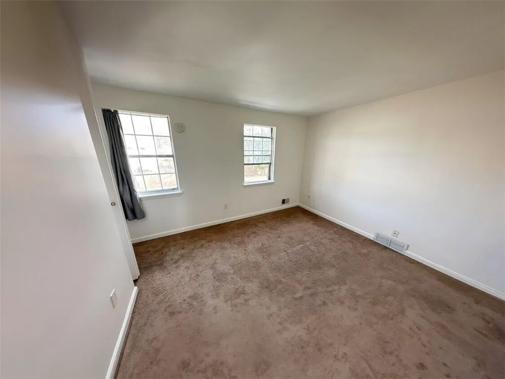 1078c Mt Hope Avenue Un21, Rochester, New York 146, Rochester, New York 14620, 2 Bedrooms Bedrooms, 6 Rooms Rooms,1 BathroomBathrooms,Residential,For Sale,1078c Mt Hope Avenue Un21, Rochester, New York 146,0,R1648639