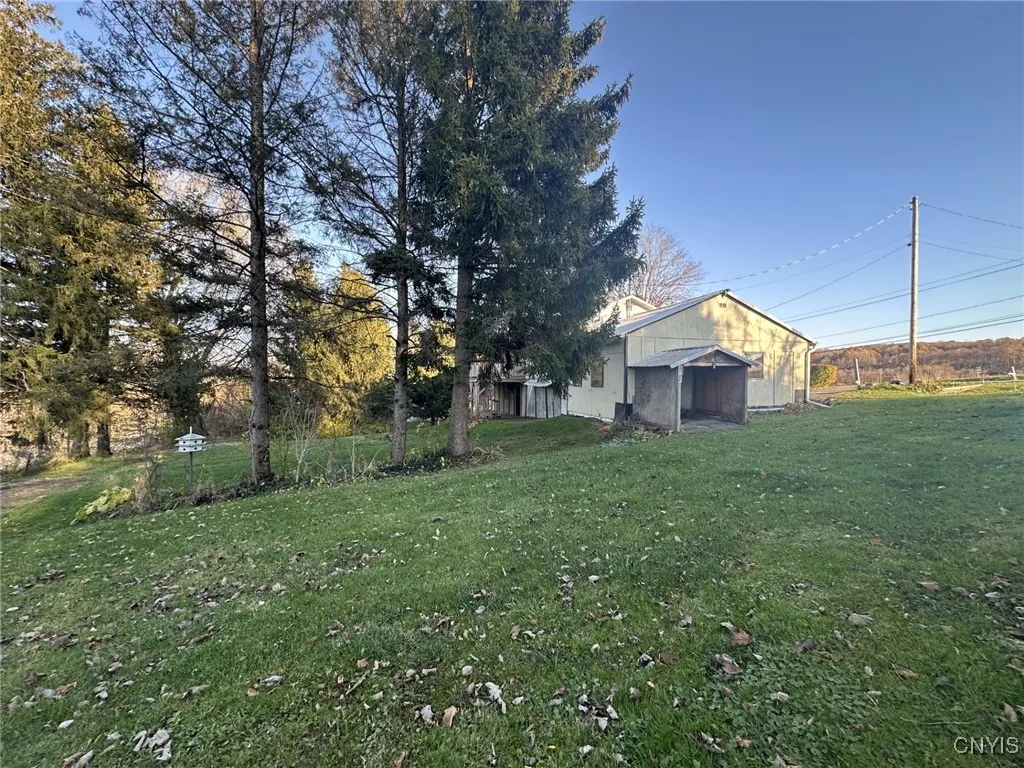 405 State Route 5s, German Flatts, New York 13407, German Flatts, New York 13407, 2 Bedrooms Bedrooms, 7 Rooms Rooms,1 BathroomBathrooms,Residential,For Sale,405 State Route 5s, German Flatts, New York 13407,0,S1648773