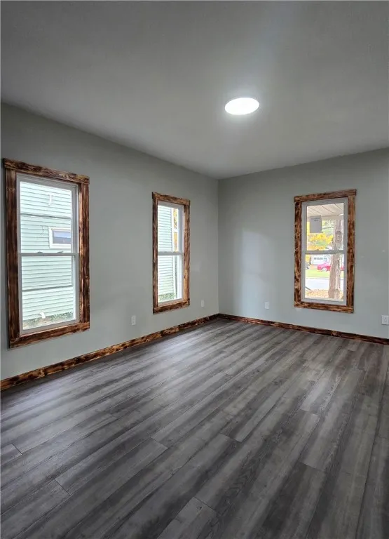 261 Elmira Street, None, Pennsylvania 16947, Pennsylvania 16947, 4 Bedrooms Bedrooms, 10 Rooms Rooms,2 BathroomsBathrooms,Residential,For Sale,261 Elmira Street, None, Pennsylvania 16947,0,R1648687