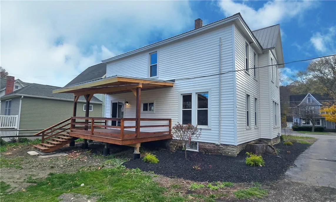 261 Elmira Street, None, Pennsylvania 16947, Pennsylvania 16947, 4 Bedrooms Bedrooms, 10 Rooms Rooms,2 BathroomsBathrooms,Residential,For Sale,261 Elmira Street, None, Pennsylvania 16947,0,R1648687