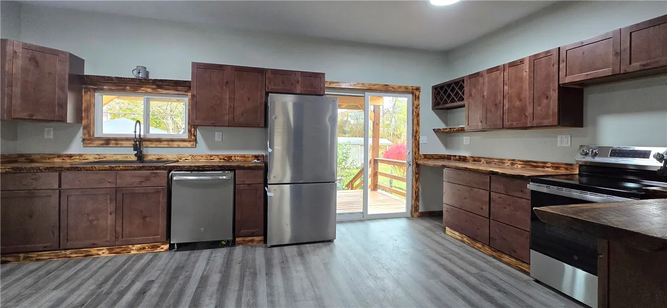 261 Elmira Street, None, Pennsylvania 16947, Pennsylvania 16947, 4 Bedrooms Bedrooms, 10 Rooms Rooms,2 BathroomsBathrooms,Residential,For Sale,261 Elmira Street, None, Pennsylvania 16947,0,R1648687