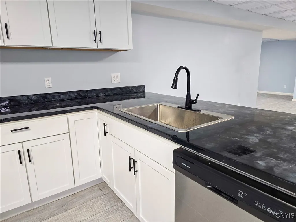 21 Wedgeworth Drive, West Monroe, New York 13167, West Monroe, New York 13167, 4 Bedrooms Bedrooms, 13 Rooms Rooms,3 BathroomsBathrooms,Residential,For Sale,21 Wedgeworth Drive, West Monroe, New York 13167,0,S1648287