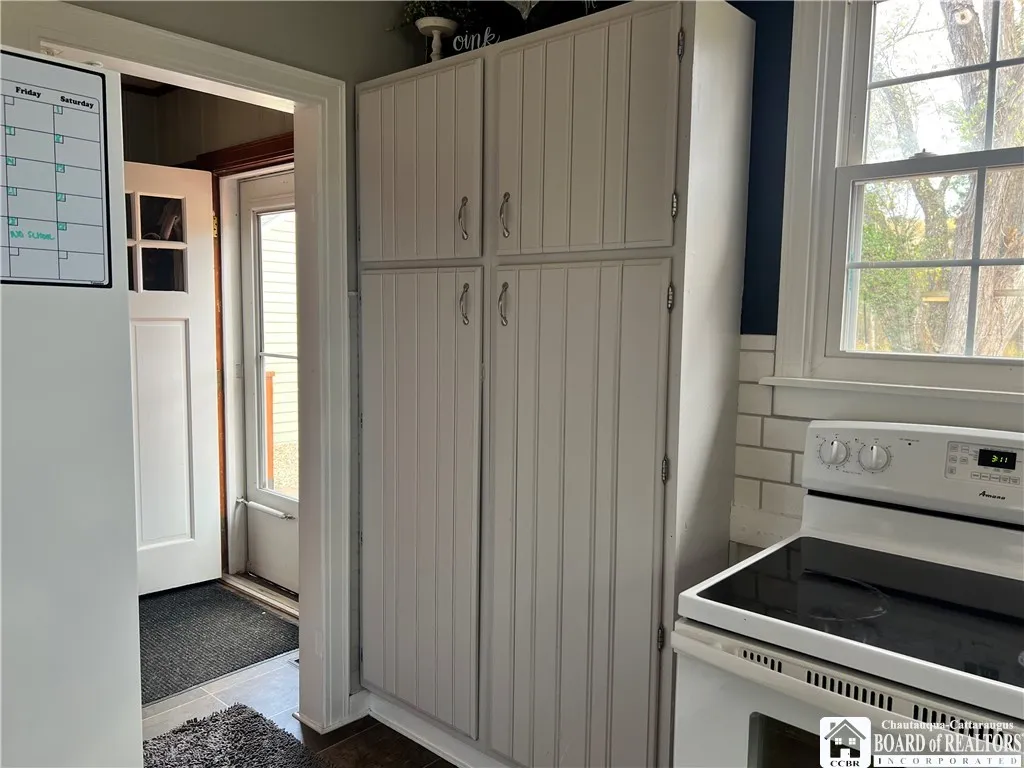 3332 Riverside Drive, Scio, New York 14895, Scio, New York 14895, 3 Bedrooms Bedrooms, 9 Rooms Rooms,1 BathroomBathrooms,Residential,For Sale,3332 Riverside Drive, Scio, New York 14895,0,R1648611