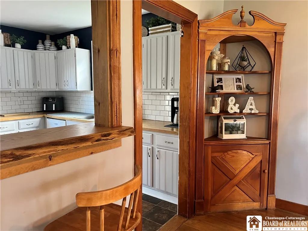 3332 Riverside Drive, Scio, New York 14895, Scio, New York 14895, 3 Bedrooms Bedrooms, 9 Rooms Rooms,1 BathroomBathrooms,Residential,For Sale,3332 Riverside Drive, Scio, New York 14895,0,R1648611