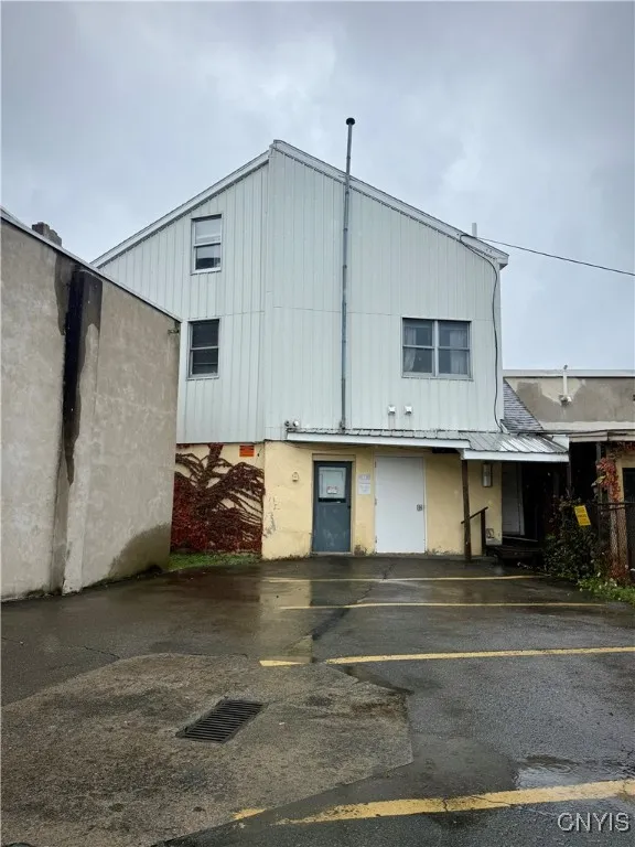 11 Clinton Avenue, Cortland, New York 13045, Cortland, New York 13045, 5 Bedrooms Bedrooms, ,Multi Family,For Sale,11 Clinton Avenue, Cortland, New York 13045,0,S1648779