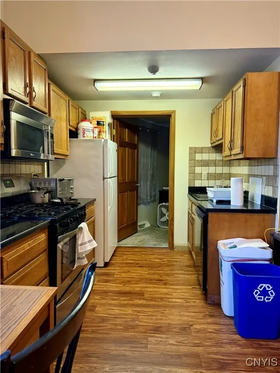 11 Clinton Avenue, Cortland, New York 13045, Cortland, New York 13045, 5 Bedrooms Bedrooms, ,Multi Family,For Sale,11 Clinton Avenue, Cortland, New York 13045,0,S1648779